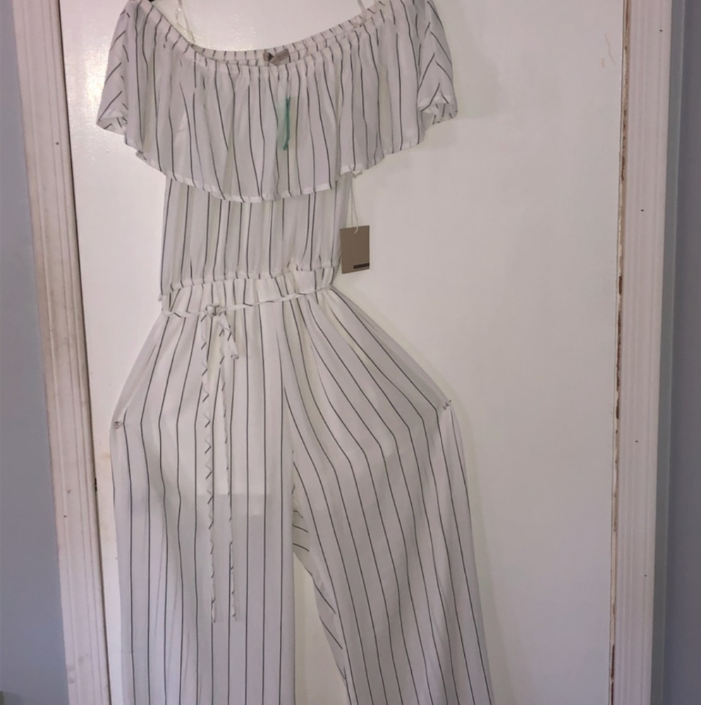 Off shoulder pantsuit